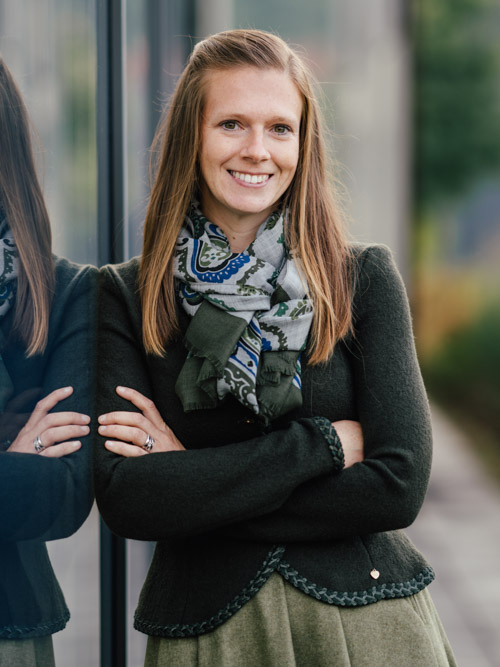 Porträt von Lisa-Maria Buchmann, Assistentin der Geschäftsführung bei der Südsteirischen Steuerberatung