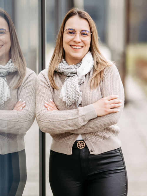 Porträt von Christina Nestl, Lohnverrechnung bei der Südsteirischen Steuerberatung